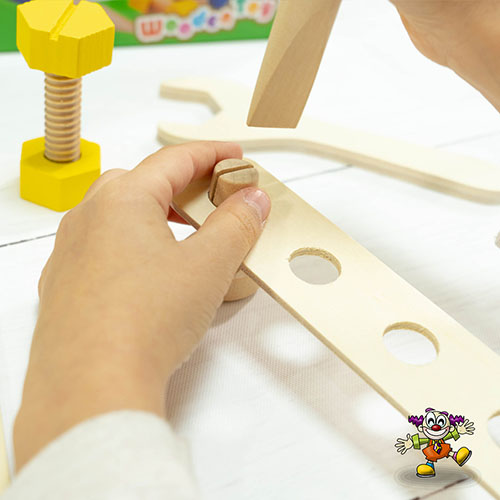 Unelte din lemn cu ladita