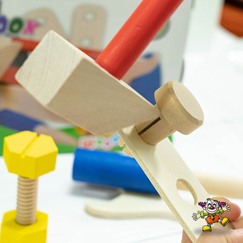 Unelte din lemn cu ladita